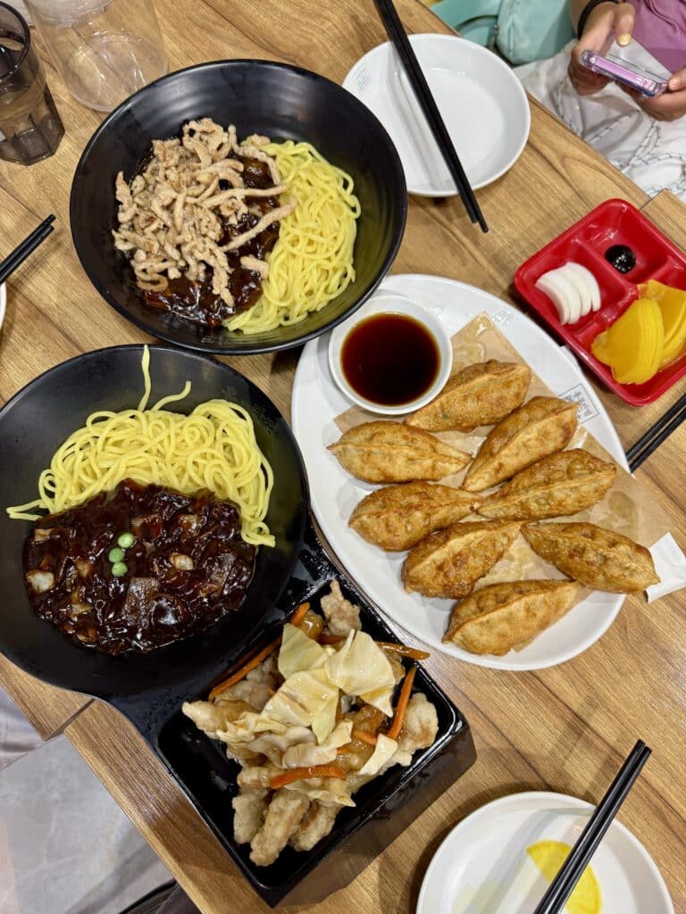 Jajang mien noodles